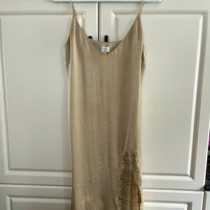 Aritzia Wilfred Only Slip Dress
